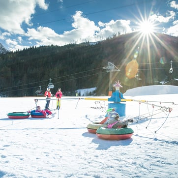 flachau_ Ski-Spielwiese 