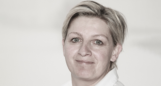 Pamela_Handschlagqualität